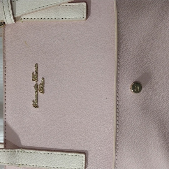 Samantha Thavasa Deluxe Blush Pink Leather Shoulder Bag – Elegant & Like New - Picture 4 of 13